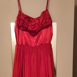 My mom is selling her vintage clothes she wore in her 20s.